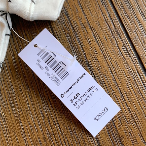 Bundle—NWT Old Navy Elephants & Little Me Giraffes